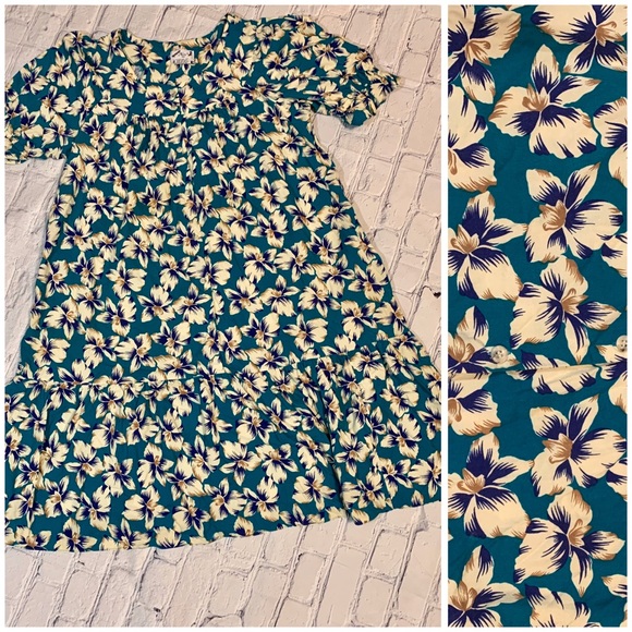Vintage Dresses & Skirts - Vintage Hawaiian Tropical Floral Mumu Dress Size L